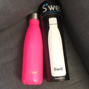S’Well Water Bottle in Bikini Pink